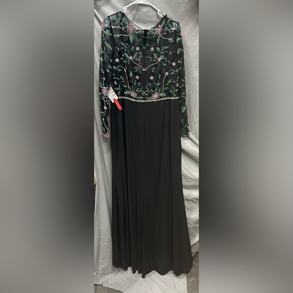 Mac Duggal 67870 NWT BEADED ILLUSION HIGH NECK TRUMPET GOWN - Picture 6 of 11